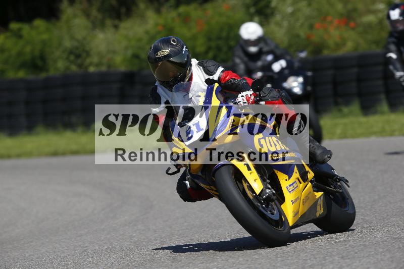 /Archiv-2024/29 12.06.2024 MOTO.CH Track Day ADR/Gruppe blau/51-1